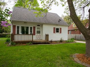 2032 Ansborough Ave, Waterloo, IA 50701