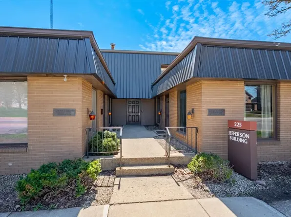 225 W Jefferson St APT 9, Plymouth, IN 46563