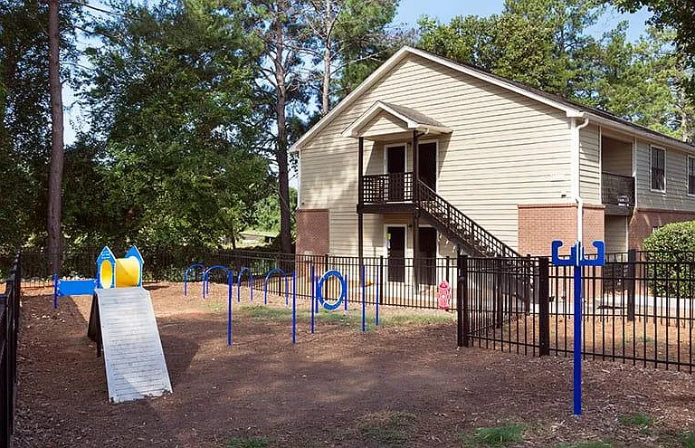 Bradford Pointe — Photo 27