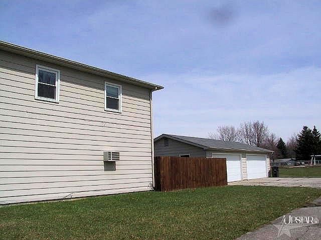 2nd image of 5631 Westhills Rd