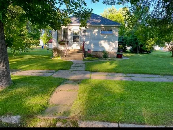 2606 6th Ave E, Hibbing, MN 55746
