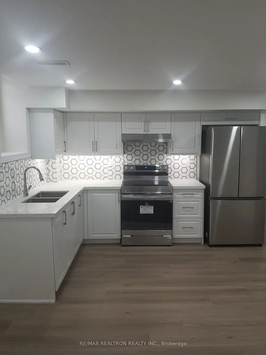 Building Photo - 33 Whitefish St #BASEMENT