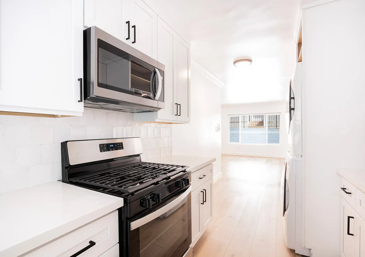 748 N Hudson LLC — Photo 3