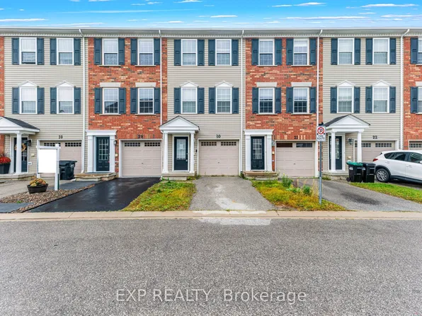 91 Coughlin Rd #20, Barrie, ON L4N 0L6