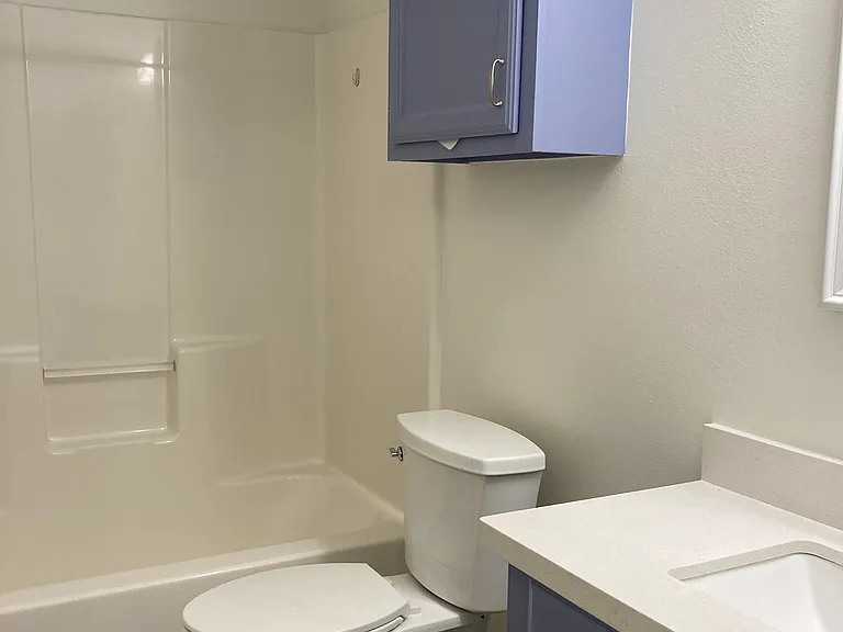 910 English Ave — Photo 20