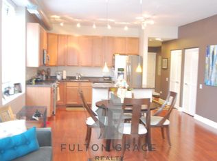 1002 W Madison St #215, Chicago, IL 60607
