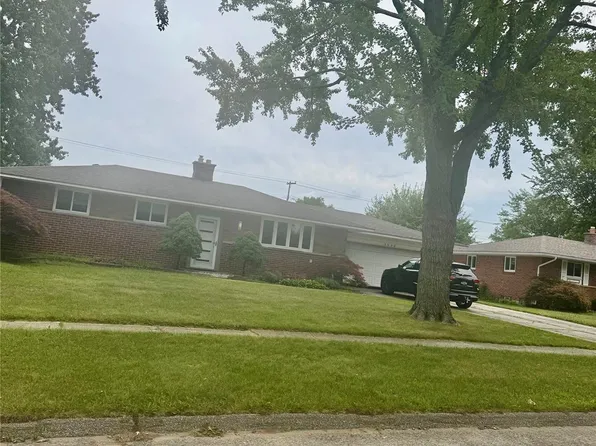 3598 Mariner St, Waterford, MI 48329