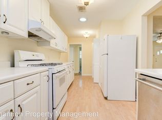 5922 Grape St, Houston, TX 77074