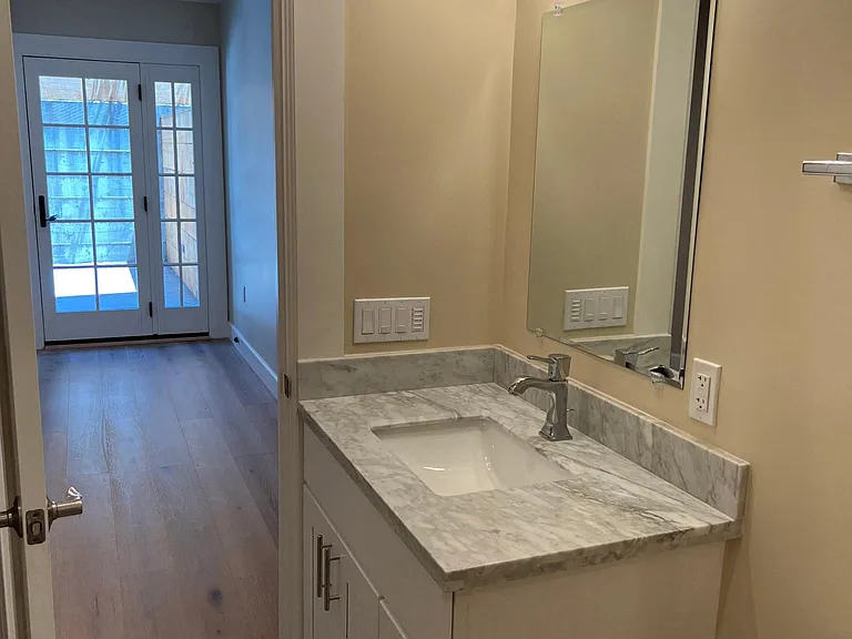 2530 Fillmore St #A — Photo 3