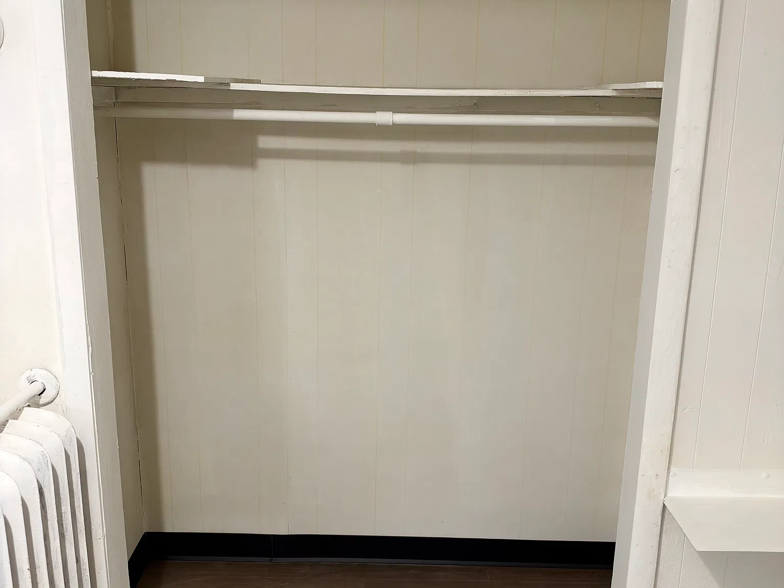 Studio, 200 sqft, $675 — Photo 3