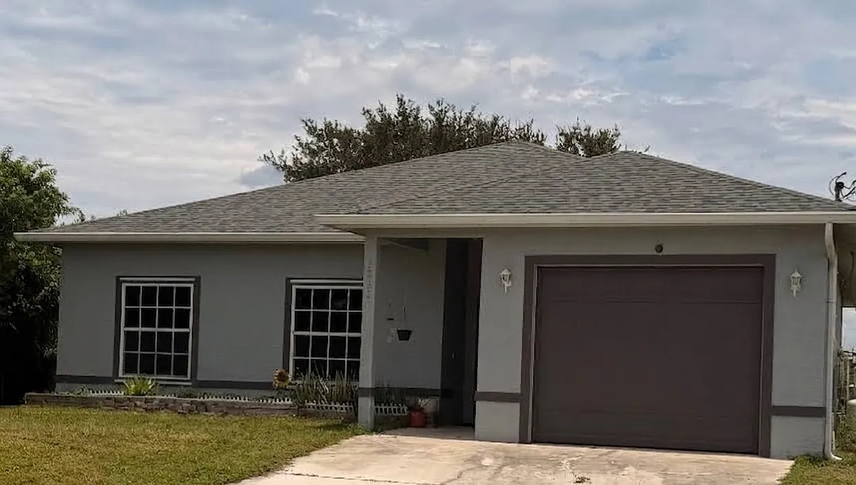 3 bed, 1379 sqft, $1,795 — Photo 1