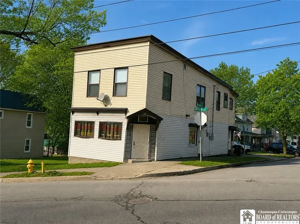 121 Willard St, Jamestown, NY 14701