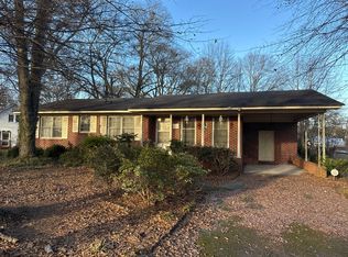 464 Church St, Royston, GA 30662