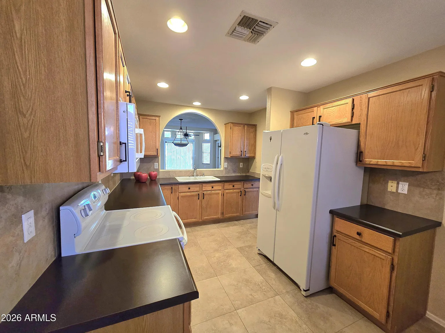 2 bed, 2.0 bath, 1225 sqft, $2,000 — Photo 4