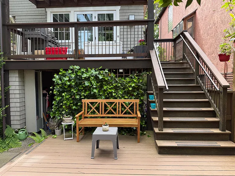 W 11th Ave — Photo 10