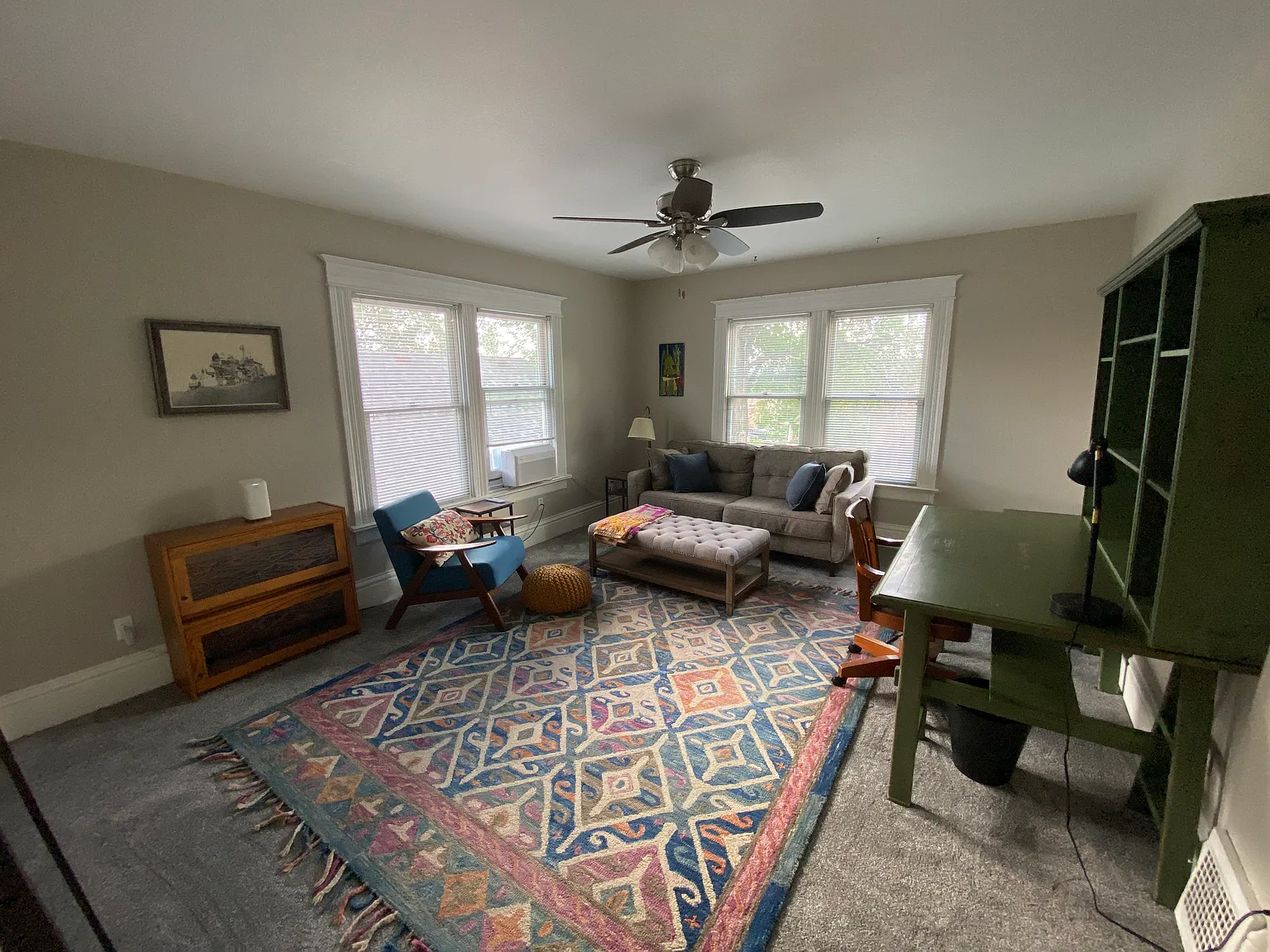 2 bed, 4100 sqft, $1,300 — Photo 4