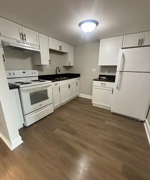 1103 Evans Ave — Photo 51