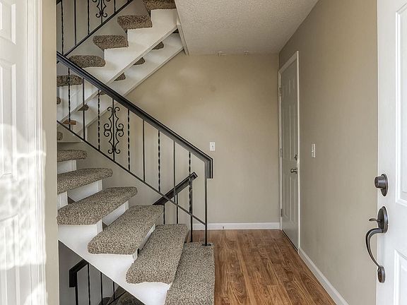 4th image of 2542 S 152nd Cir