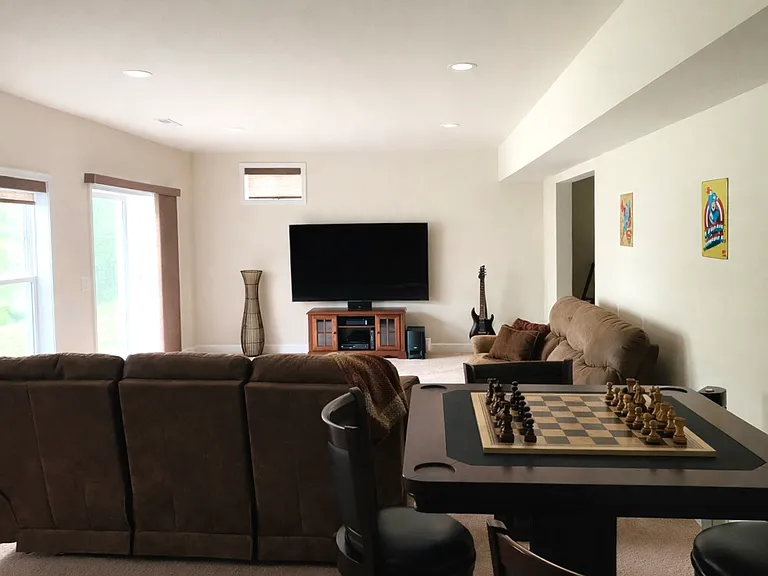 511 Heartwood Xing — Photo 29