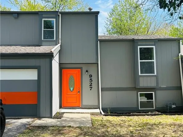 9527 Manning Ave, Kansas City, MO 64134