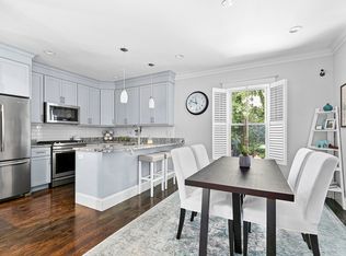 11 Flagg St #2, Cambridge, MA 02138