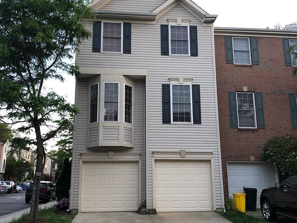 Front of home facing Tilden Way