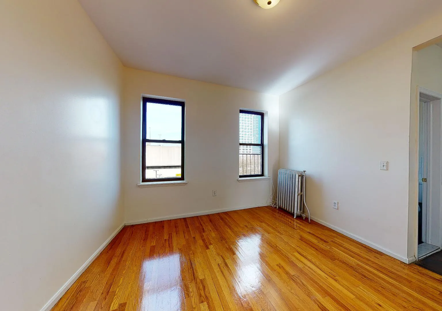 1 bed, 500 sqft, $1,827 — Photo 1