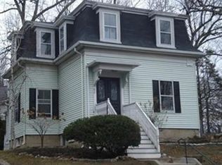 84 Linden St #1, Wellesley, MA 02482