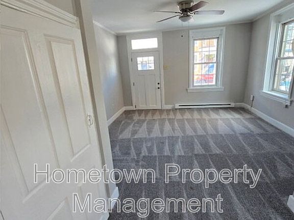3rd image of 122 S Carlisle St