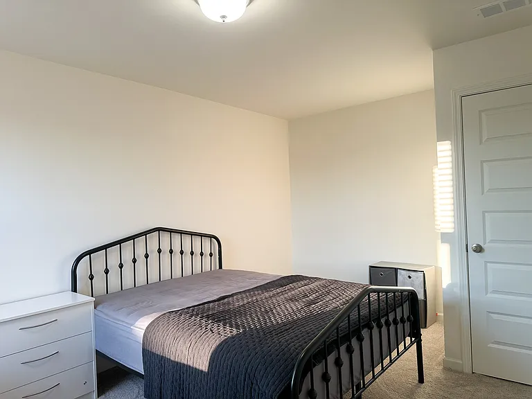 Second bedroom features charming sunset views!