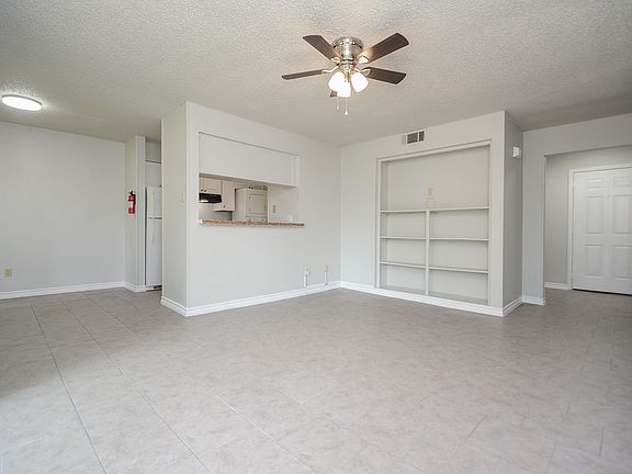 4th image of 13151 Walden Rd #203