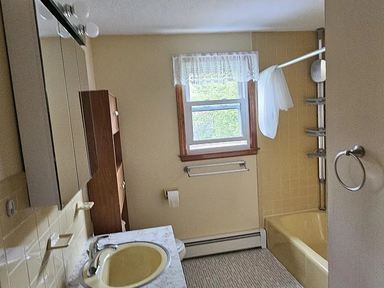 14 Cadwell Ct #2 — Photo 14