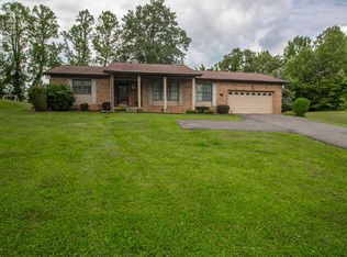 502 Jamescrest Dr, Beckley, WV 25801
