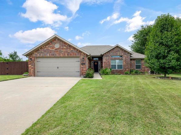 307 Blair Cir