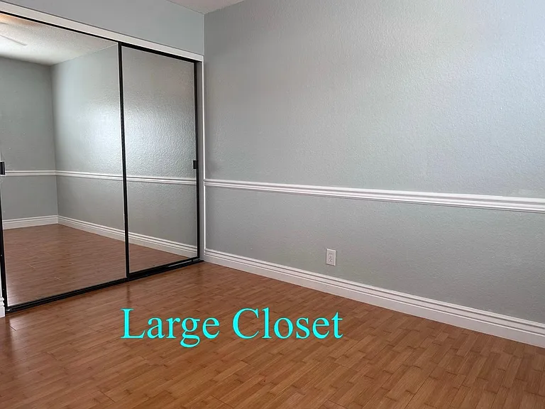 Redwood Ln — Photo 16