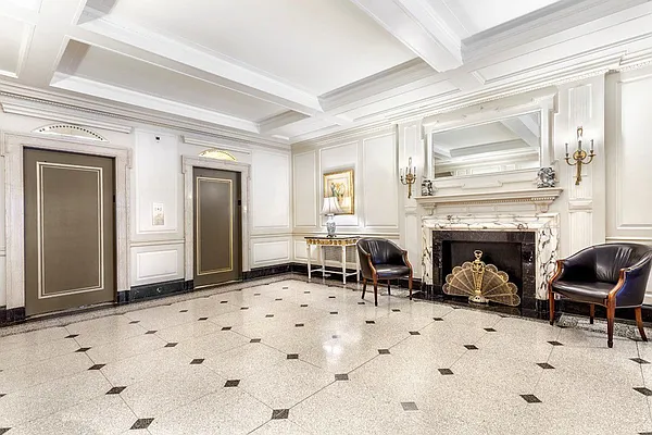 Rented by Compass | media 13