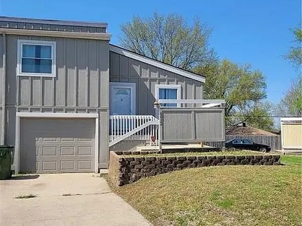 8412 Lane Pl, Raytown, MO 64138