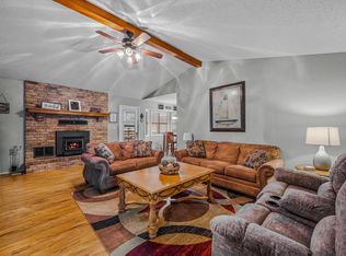 3107 W Roxbury St, Springfield, MO 65807