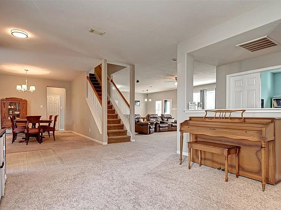 4th image of 21503 White Falls Ln