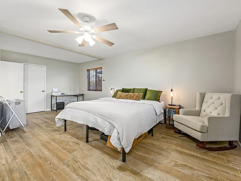 2191 S Sunburst Dr — Photo 33