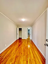 Rented by Zikos Realty Services