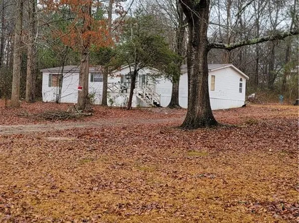 64 Holly Dr, Carrollton, GA 30116