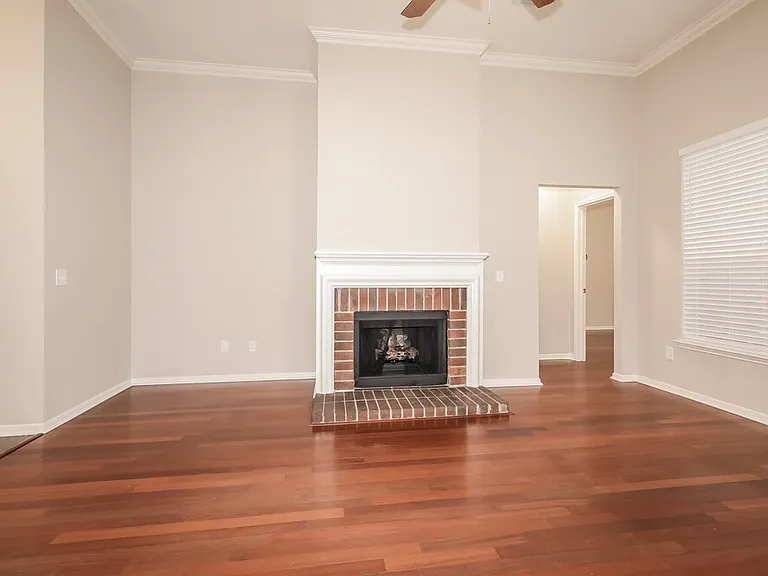 19 Rosewater Pl — Photo 4