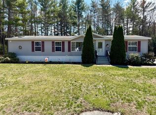 2 Crescent Rd, Winchendon, MA 01475