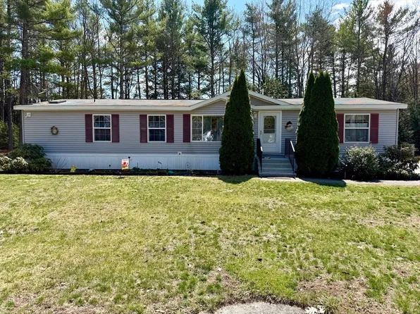 2 Crescent Rd, Winchendon, MA 01475