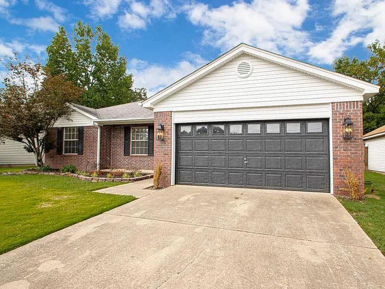 23 Pamela Ln — Photo 9