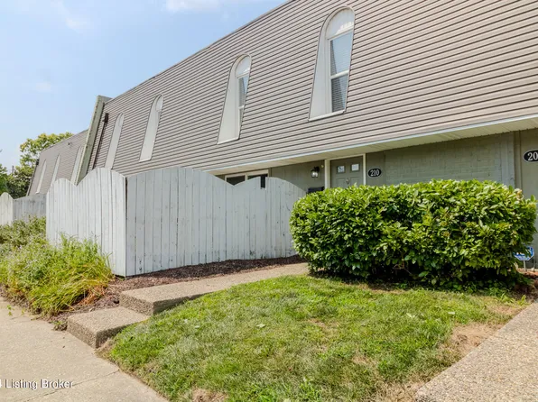 210 La Fontenay Ct, Louisville, KY 40223
