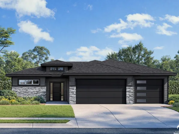 2624 E 26th Ct, Lawrence, KS 66046