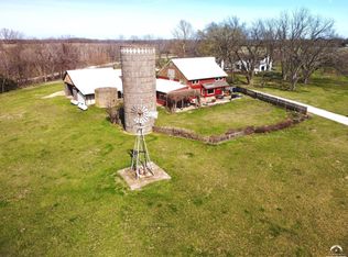 797 E 1217th Rd, Lawrence, KS 66047