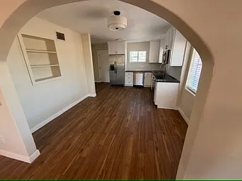2 bed, 986 sqft, $2,250 — Photo 4